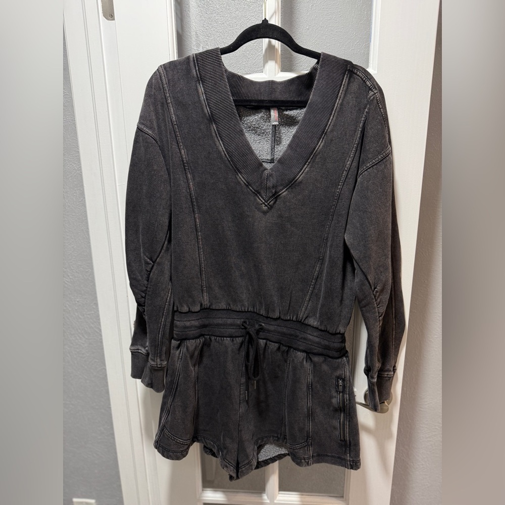 NWT FP Movement Intercept Romper - Picture 3 of 13